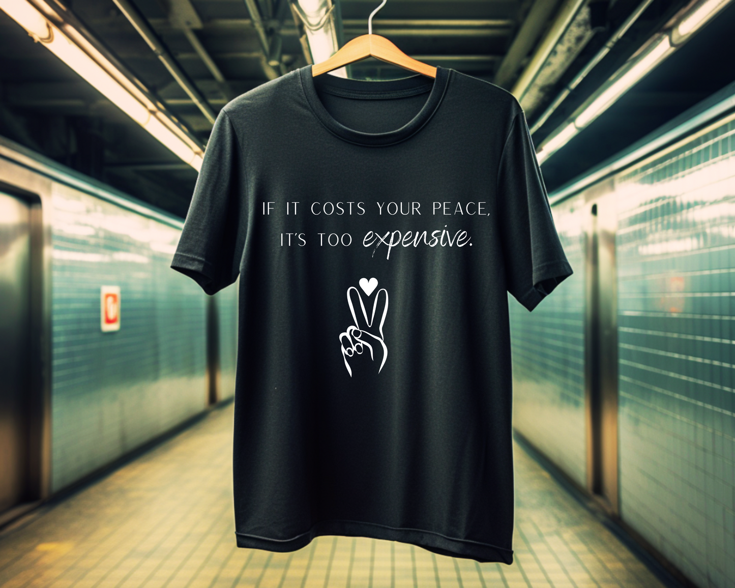 Priceless Peace | black | Unisex