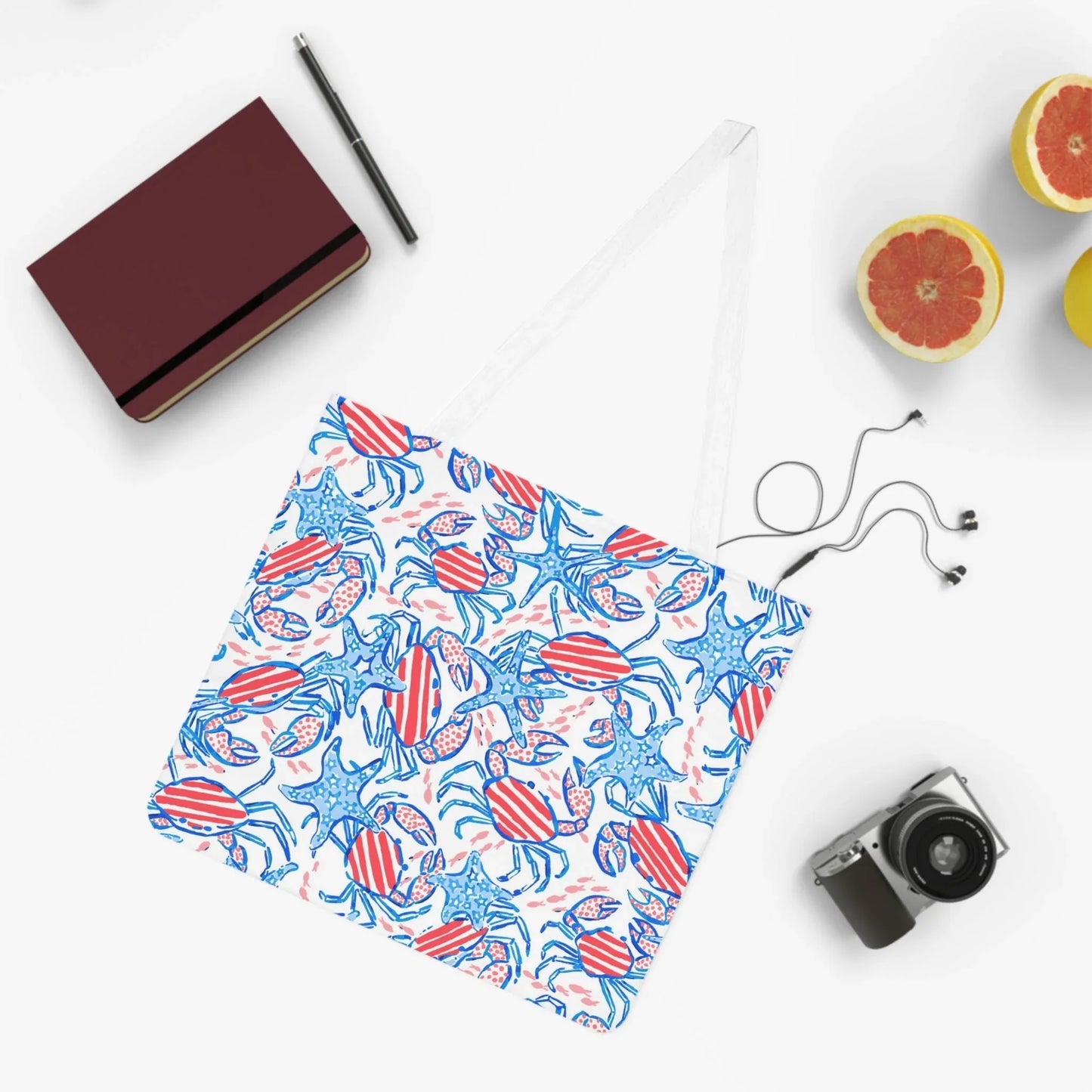 Patriotic Crab & Seashell Tote Bag - One size / White - Bags