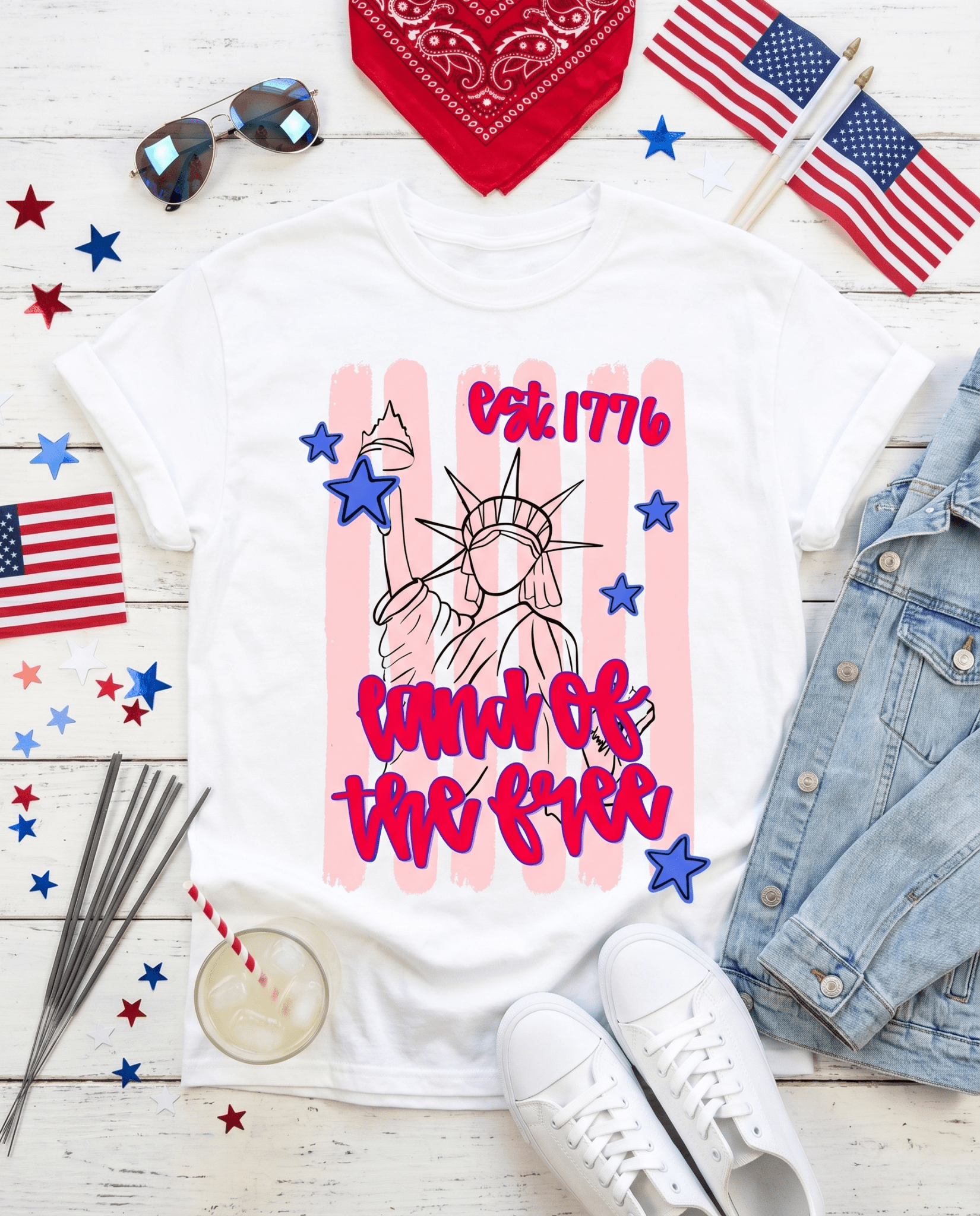 Coastal Cowgirl T-Shirt – RELLE Fashion & Lifestyle – Product Image