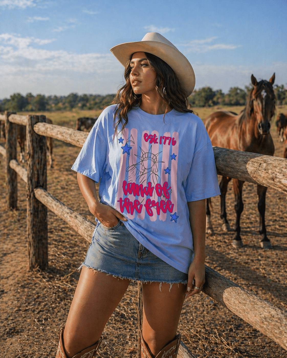 Coastal Cowgirl T-Shirt – RELLE Fashion & Lifestyle – Product Image