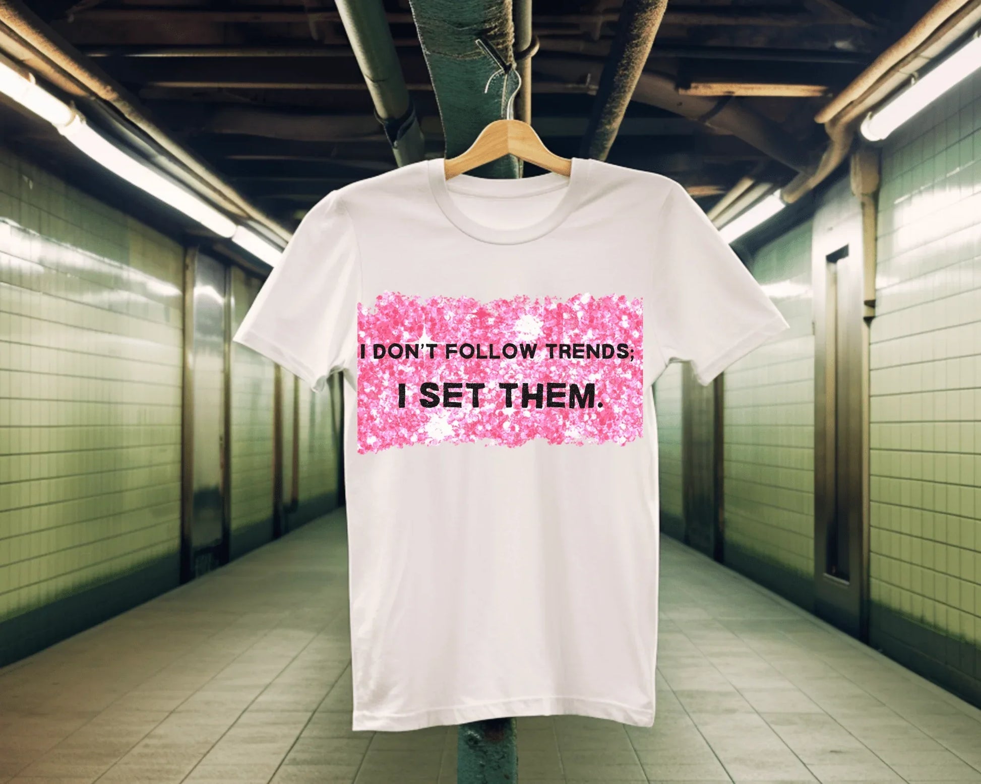 Fashion Visionary | white | Unisex - T-Shirt