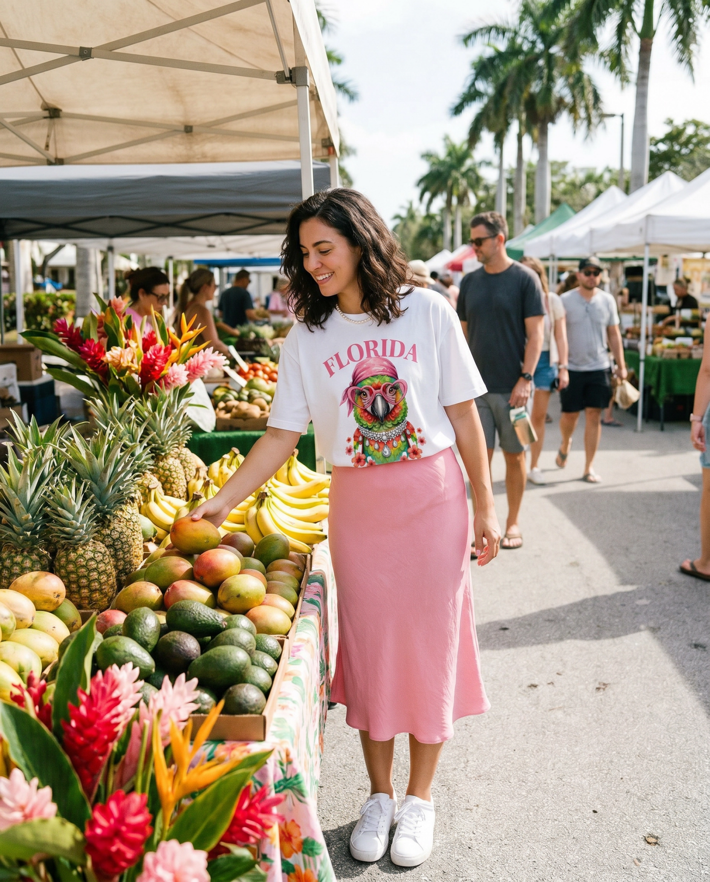 Key West Parrot T-Shirt – RELLE Fashion & Lifestyle – Product Image