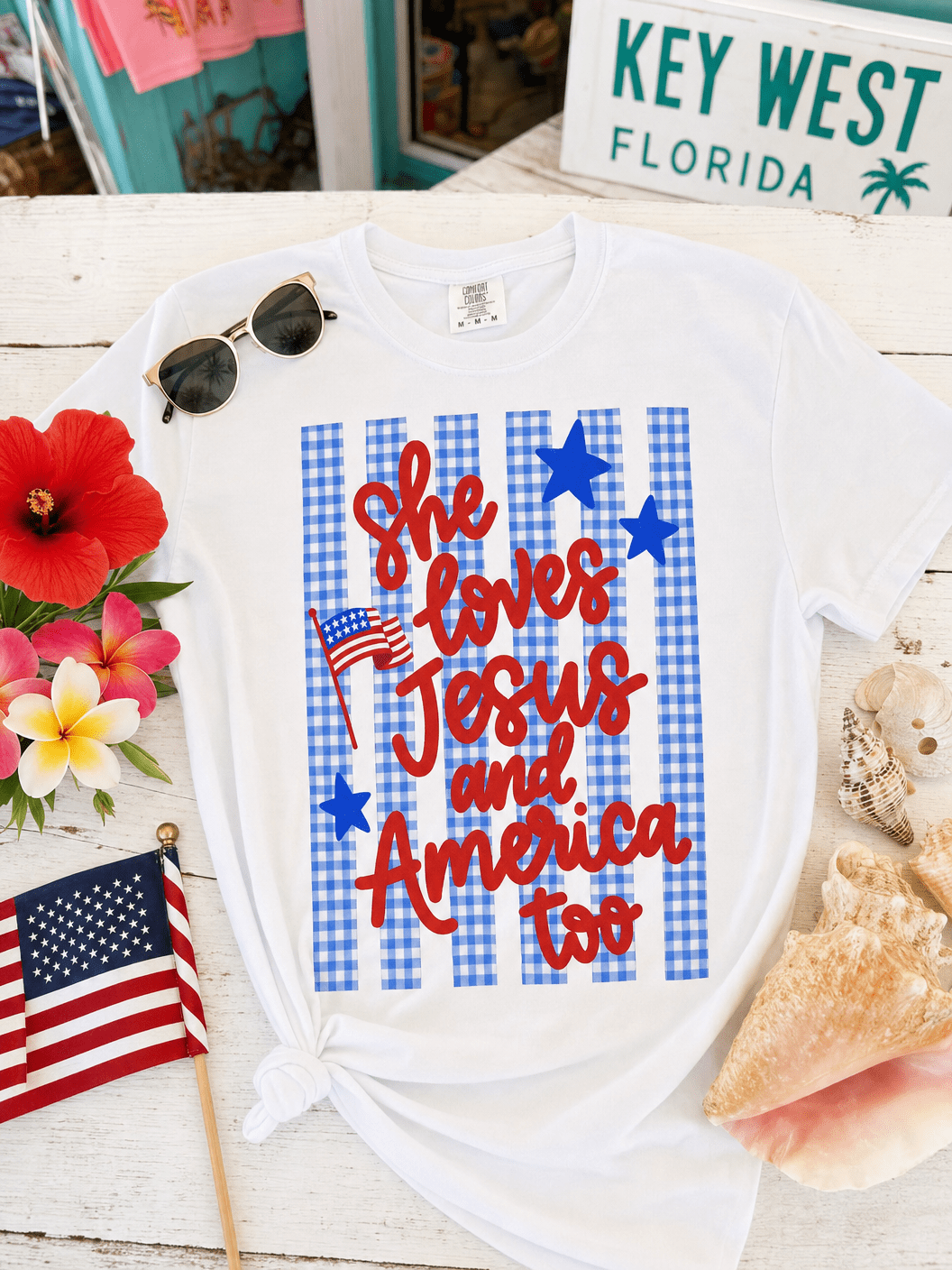 She Loves Jesus T-Shirt – RELLE Fashion & Lifestyle – Product Image