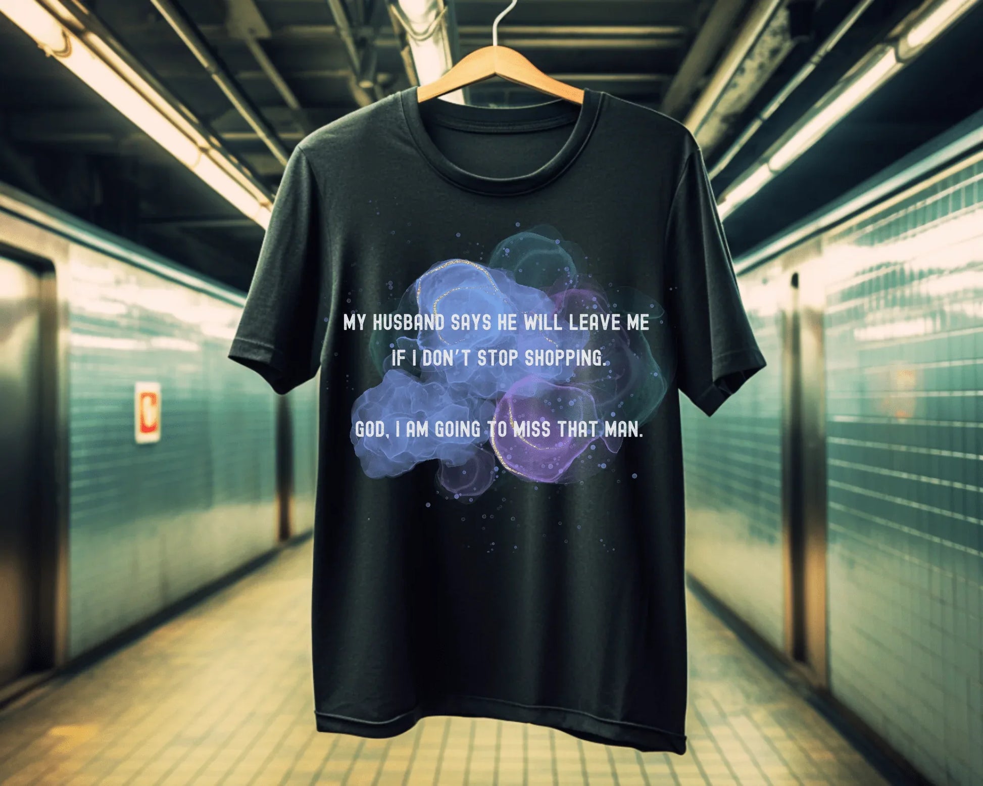 Shopaholic’s Dilemma | black | Unisex - T-Shirt
