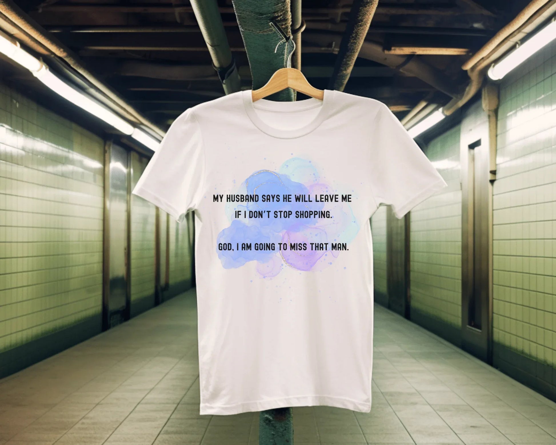 Shopaholic’s Dilemma | white | Unisex - T-Shirt