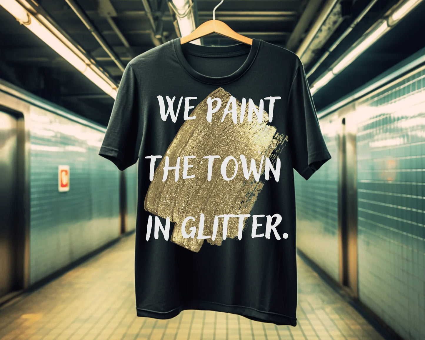 Sparkle and Conquer | black | Unisex - T-Shirt